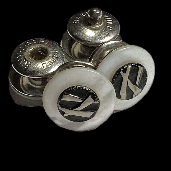 Antique N Monogram Initial Letter Snap Style BAER & WILDE KUM-A-PART Cuff Links - Picture 6 of 6